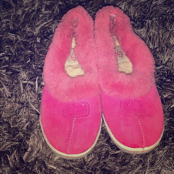 Uggs - Picture 1 of 1